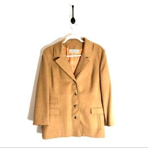 Fifth avenue shop Portland,OR vintage camel hair